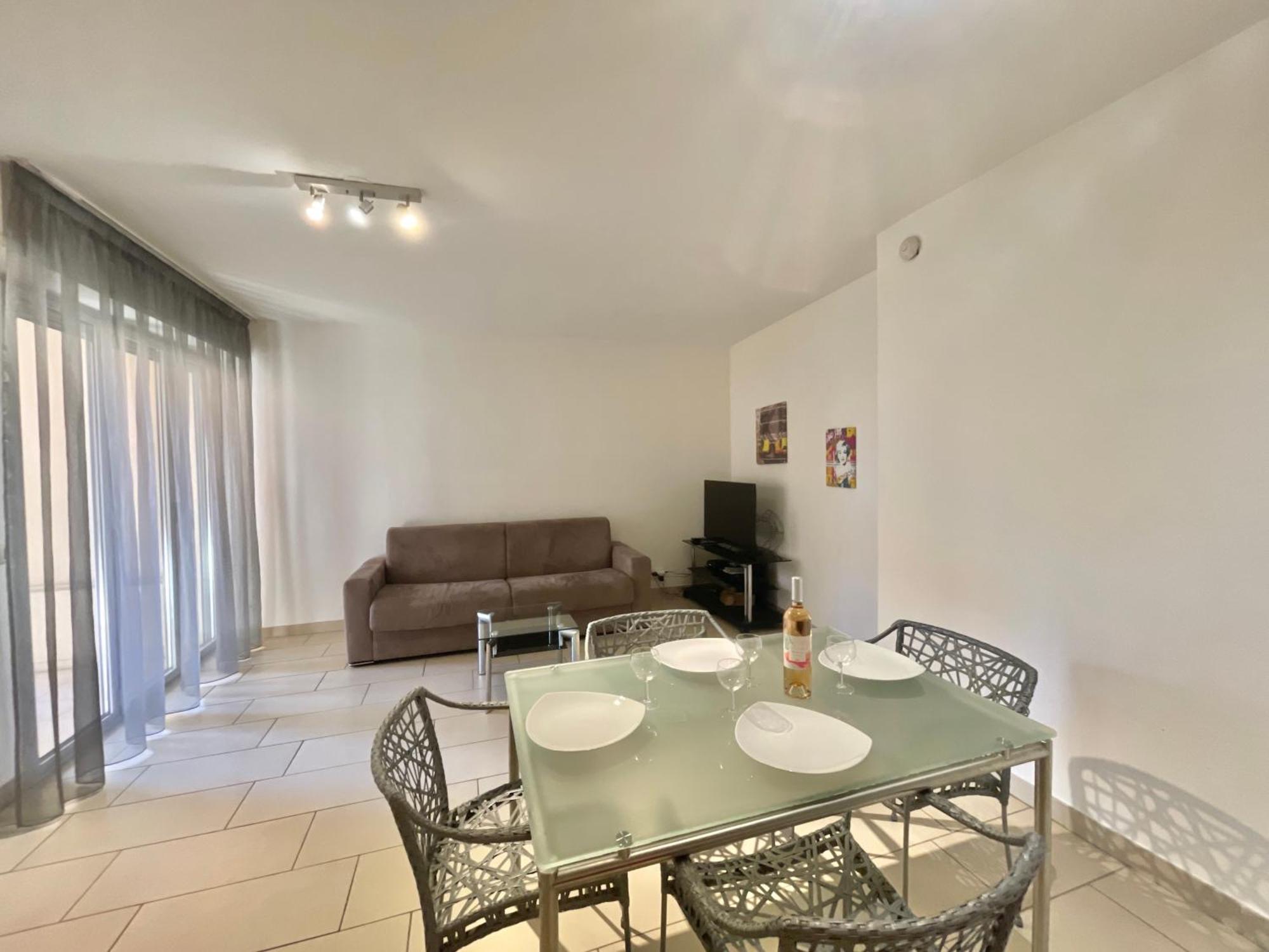 Le Vieux Port Apartments Cannes Extérieur photo